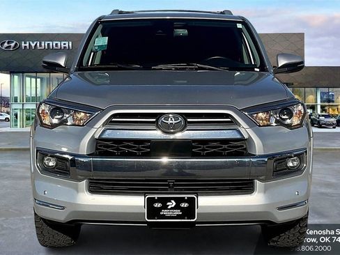 Used 2022 Toyota 4Runner Limited image 3