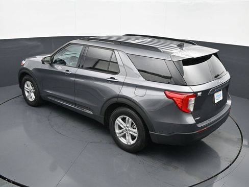 Used 2021 Ford Explorer XLT RWD image 16