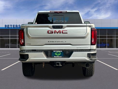 Certified 2022 GMC Sierra 2500 Denali image 5