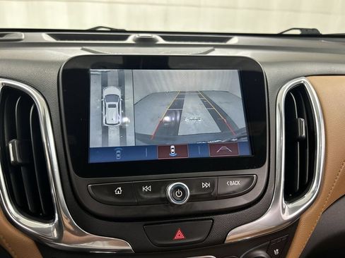Used 2018 Chevrolet Equinox Premier AWD/4WD image 15
