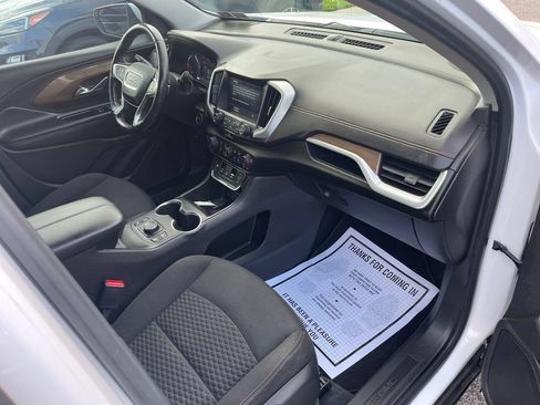 Used 2018 GMC Terrain SLE w/ Driver Convenience Package AWD/4WD image 18