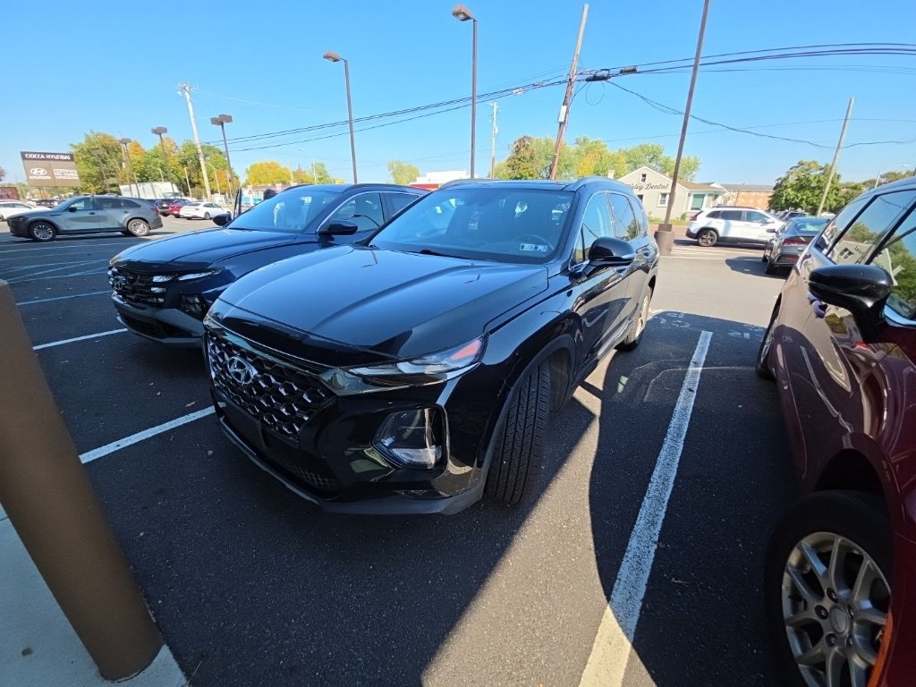 Used 2020 Hyundai Santa Fe Limited w/ Cargo Package FWD image 1