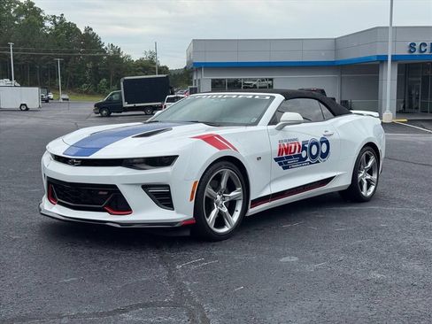 Used 2017 Chevrolet Camaro SS RWD image 7