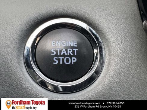 Used 2022 Toyota Highlander XLE image 23