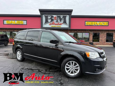Used 2019 Dodge Grand Caravan SXT FWD image 1