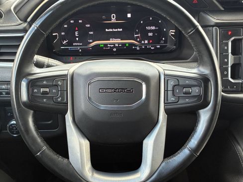 Used 2023 GMC Yukon Denali AWD/4WD image 26