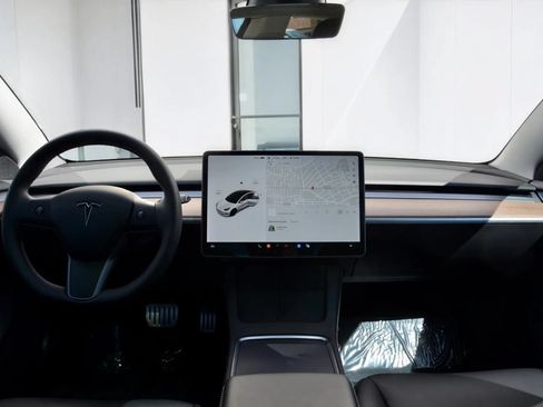 Used 2021 Tesla Model 3 Performance AWD/4WD image 8