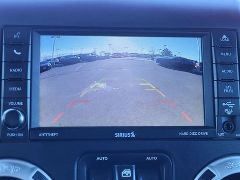 Used 2016 Jeep Wrangler Unlimited Sahara w/ Connectivity Group image 8