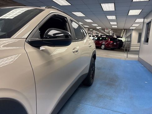 New 2026 Chevrolet Trax ACTIV w/ Driver Confidence Package FWD image 15