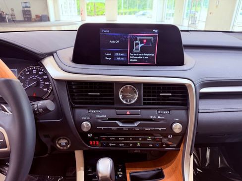 Certified 2022 Lexus RX 350 FWD w/ Premium Package image 23
