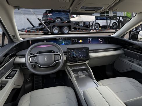 New 2026 Lincoln Nautilus Premier AWD/4WD image 9