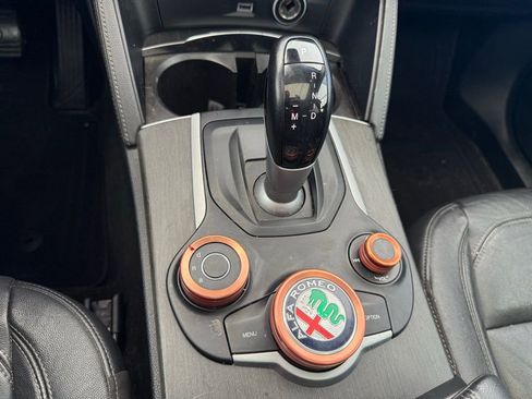 Used 2018 Alfa Romeo Stelvio Ti image 15