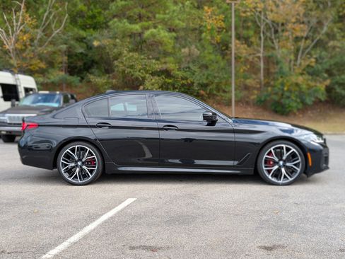 Used 2022 BMW 530i 530i w/ M Sport Package image 11