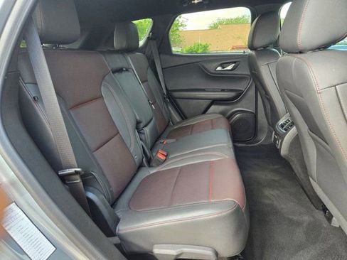 Used 2025 Chevrolet Blazer RS FWD image 27
