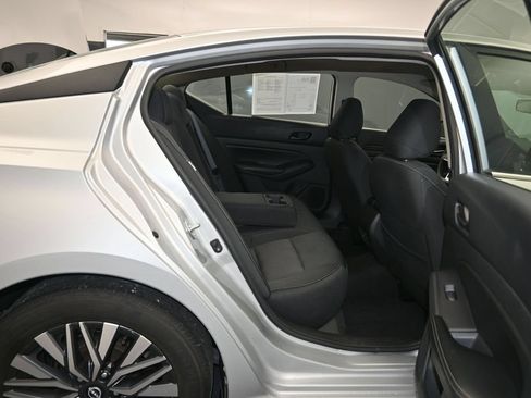 Certified 2024 Nissan Altima 2.5 SV FWD image 25