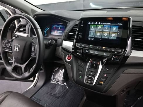Used 2018 Honda Odyssey EX-L image 16