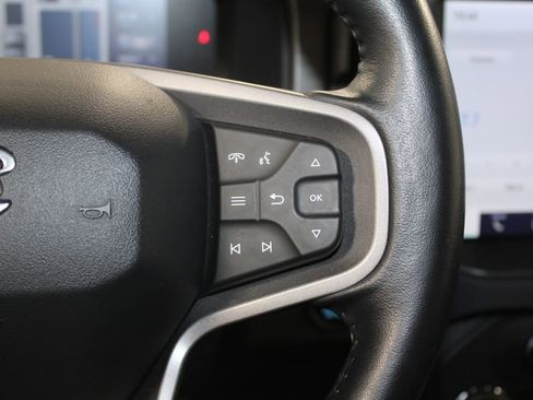 Used 2024 Ford Bronco Badlands image 38