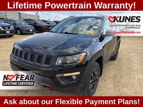 Used 2019 Jeep Compass Trailhawk w/ Cold Weather Group AWD/4WD image 9