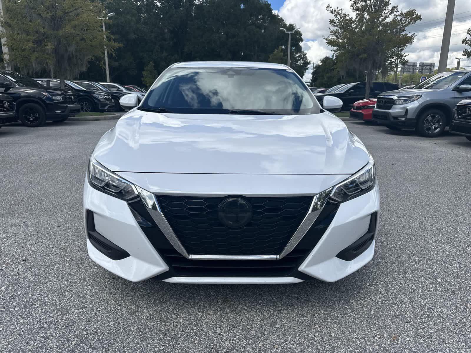 Used 2022 Nissan Sentra SV w/ Trunk Package FWD image 9