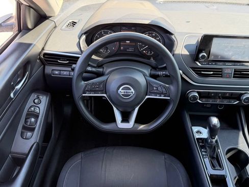 Used 2021 Nissan Altima 2.5 S FWD image 9