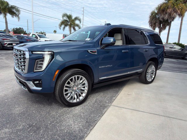 New 2027 GMC Yukon Denali w/ Sun & Power Step Package AWD/4WD image 4