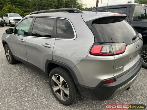 Used 2022 Jeep Cherokee Limited AWD/4WD image 4