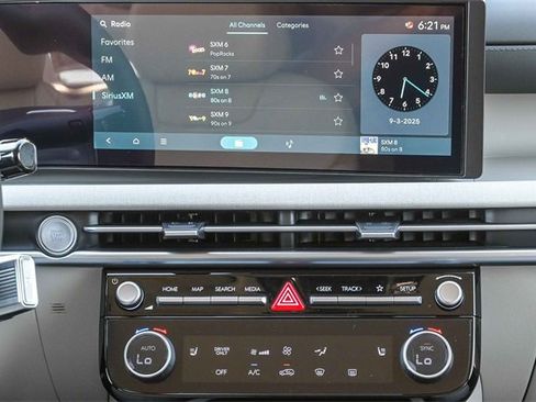 New 2025 Hyundai Tucson SEL image 16