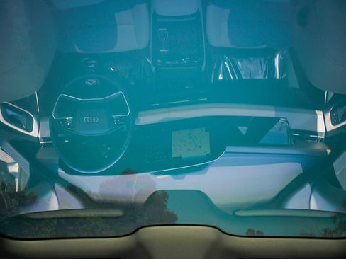 Certified 2025 Audi A6 e-tron Premium w/ Convenience Package image 11