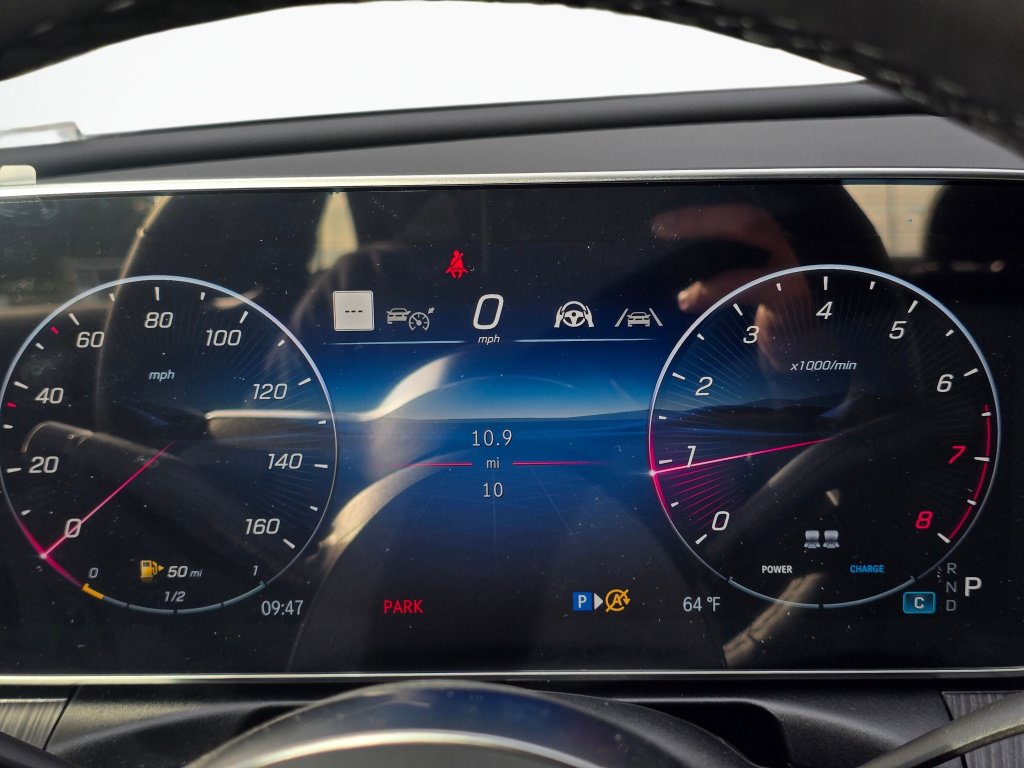 New 2027 Mercedes-Benz CLE 300 4MATIC Coupe image 38
