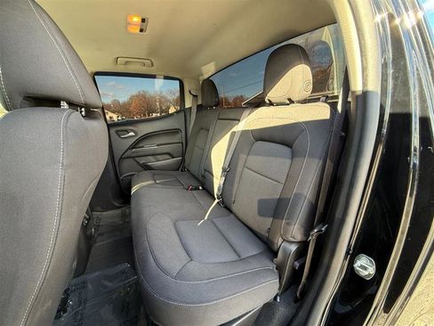 Used 2022 Chevrolet Colorado LT w/ Redline Special Edition image 17