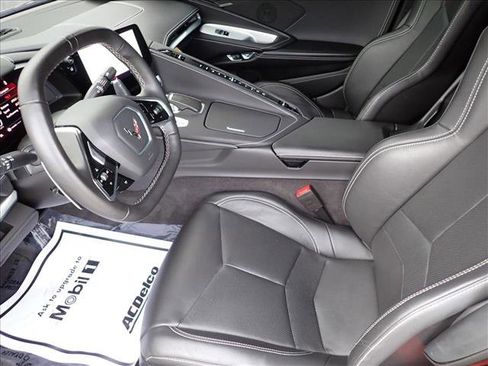 Used 2023 Chevrolet Corvette Stingray Coupe w/ Z51 Performance Package image 9