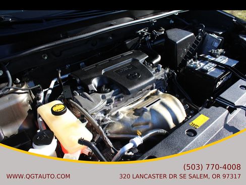 Used 2013 Toyota RAV4 XLE image 9