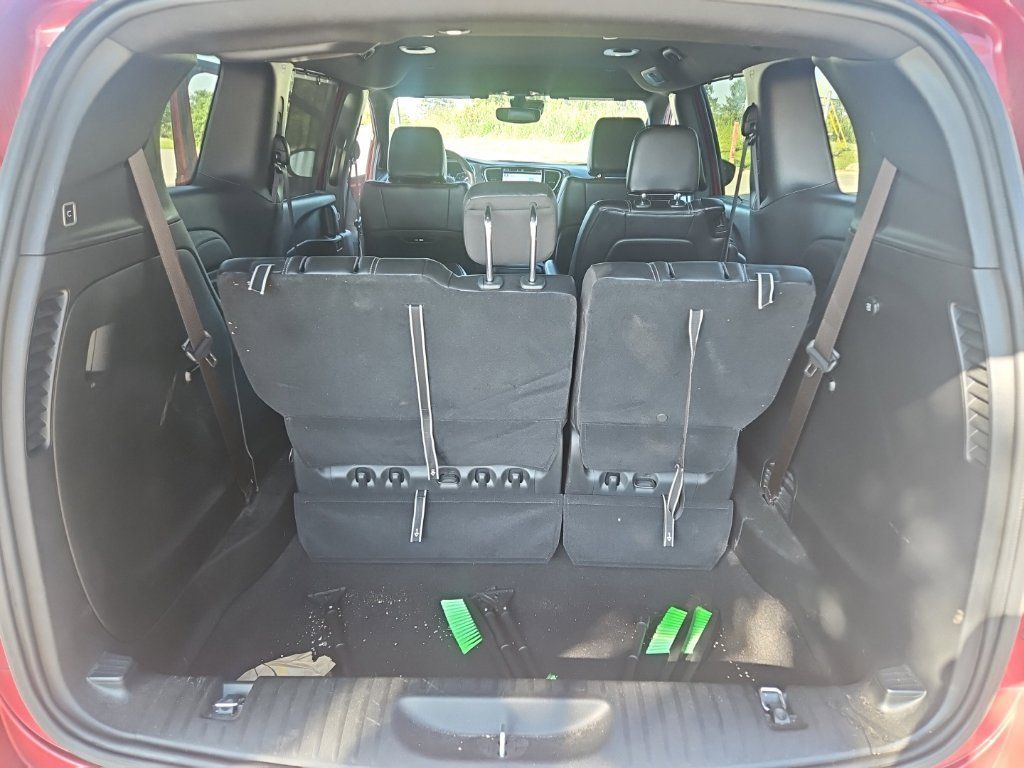 Used 2025 Chrysler Pacifica Select FWD image 10