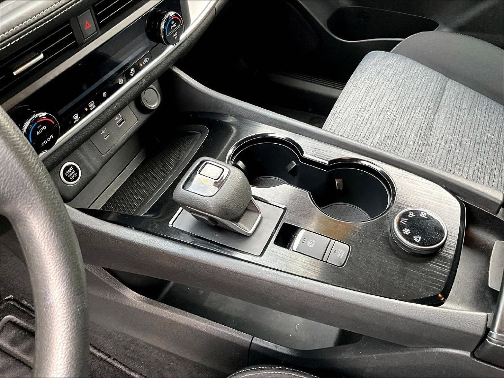 Certified 2023 Nissan Rogue SV AWD/4WD image 20