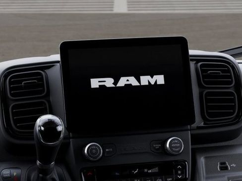 New 2026 RAM ProMaster 2500 w/ Premium Convenience Group FWD image 18