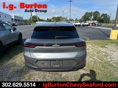 Used 2026 Chevrolet Equinox EV LT w/ Comfort Package FWD image 6