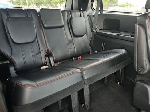 Used 2018 Dodge Grand Caravan GT FWD image 16