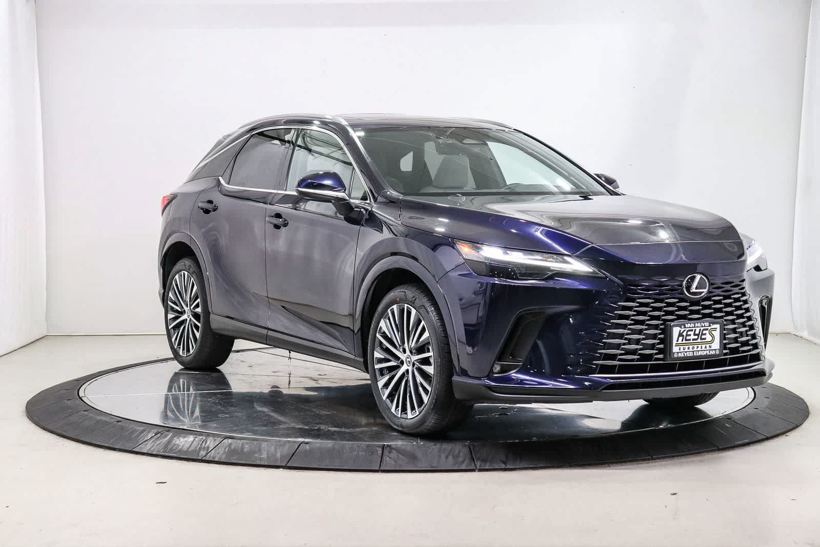 Used 2023 Lexus RX 350 Premium Plus w/ Cold Area Package FWD image 5