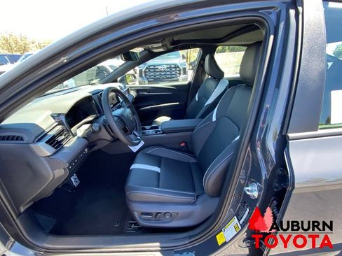 New 2026 Toyota Camry SE FWD image 25