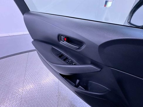 Used 2025 Toyota Corolla LE FWD image 30