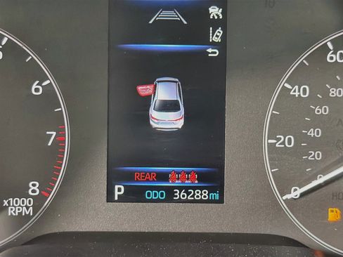 Used 2025 Toyota Corolla LE FWD image 18