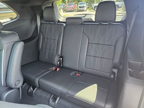 New 2026 Buick Enclave Avenir w/ Super Cruise Package AWD/4WD image 19