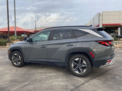Used 2025 Hyundai Tucson SEL FWD image 6
