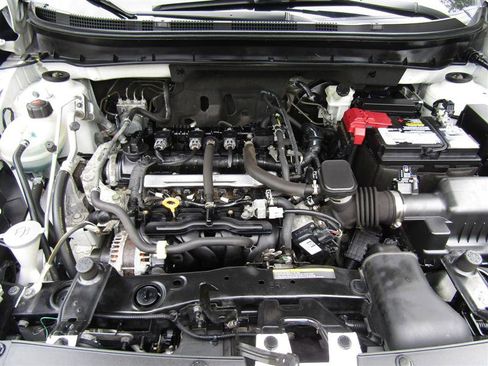 Used 2019 Nissan Kicks SV image 34