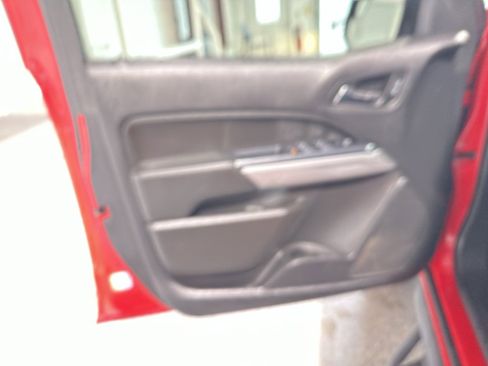 Used 2020 Chevrolet Colorado LT image 17