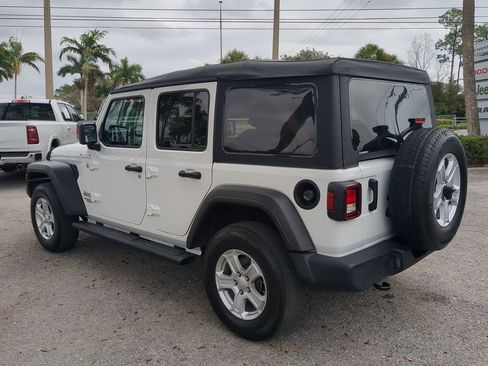 Used 2021 Jeep Wrangler Unlimited Sport S image 7