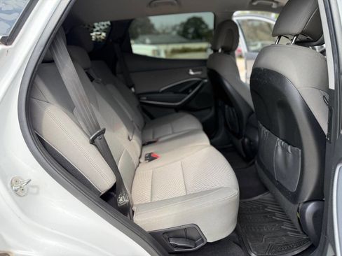 Used 2018 Hyundai Santa Fe Sport image 24