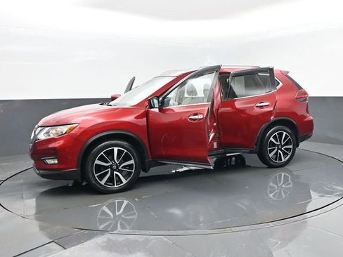 Used 2020 Nissan Rogue SL image 31
