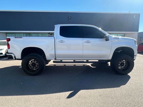 Used 2020 Chevrolet Silverado 1500 LT Trail Boss image 4