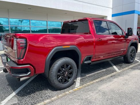New 2026 GMC Sierra 2500 AT4 w/ AT4 Premium Plus Package AWD/4WD image 4